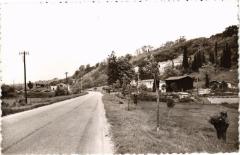Gironde (Gironde) - La Tuilerie et la Chateau