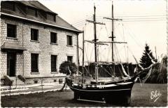Centre formaion Maritime Hourtin (Gironde)- Pelouse devant le Carré(229815) -
																					33990 Hourtin
																			