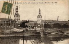 Nantes - Le Pont de la Rotonde et les Tours de la Biacuiter à Nantes