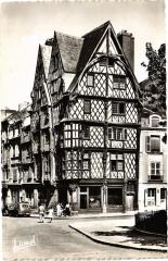 Angers (Maine-et-Loire) - La Celebre Maison d'Adam à Angers