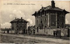 Angers-Le Nouvel Abattoir vue Vers l'Entrée à Angers