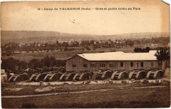 Camp de Valdahon - Gros et petits tanks au Parc à Valdahon
