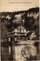 Hotel du Saut du Doubs (Coté Suisse) à Doubs