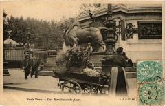 Paris Vecu. Une marchande de Fleurs
