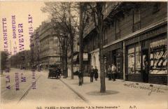 Carte postale ancienne Avenue Gambetta - A la Petite Jeannette
                                                                     à Paris 20e
                                