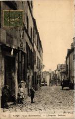 Carte postale ancienne L'Impasse Trainée
                                                                     à Paris 18e
                                