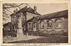Corbreuse-Mairie-Ecole et Monument aux Morts à Corbreuse