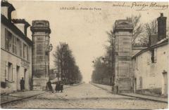 Arpajon-Porte de Paris à Arpajon