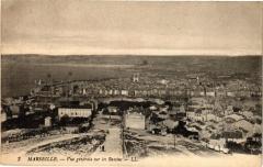 Marseille - Vue générale sur les Bassins à Marseille