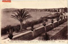 Cannes - Vue générale prise de la Pointe de... à Cannes
