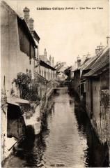 Chatillon-Coligny - Une Rue sur l'eau à Châtillon-Coligny