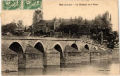 Gien - Le Chateau et le Pont à Gien