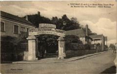 Vouvray-Rond Point Victor-Hugo au Rendez-vous des Touristes à Vouvray