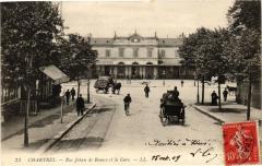 Chartres-Rue Jean de Beauce et la Gare à Chartres