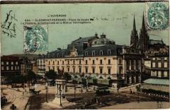 Clermont-Ferrand - Place de Jaude - Le Theatre la Cathedrale et à Clermont-Ferrand