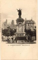Clermont-Ferrand - Statue d'Urbain Ii à Clermont-Ferrand
