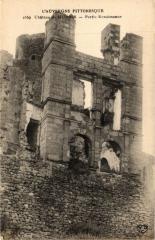 L'Auvergne Pittoresque - Chateau de Murols - Porte Kenaissance à Murol