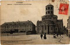 Auvergne - Issoire - L'Eglise Sant-Paul et le College à Issoire
