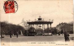Angers - Le Kiosque - Jardin du Mail à Angers