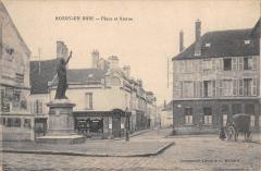 Rozoy En Brie - Place Et Statue