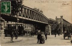 Carte postale ancienne Le Métro au boulevard Barbès
                                                                     à Paris 9e
                                