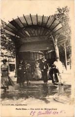 Paris Vecu. Sortie du Metropolitain