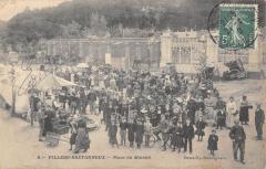 Villers Bretonneux - Place Du Marche à Villers-Bretonneux