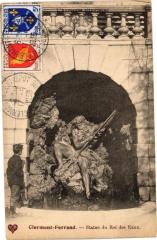 Clermont-Ferrand - Statude du Roi des Eaux à Clermont-Ferrand