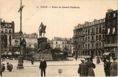 Lille - Statue du général Faidherbe à Lille