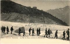 Chamonix - La Mer de Glace et Hotel du Montanvert