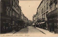 Perigueux. La Rue Taillefer