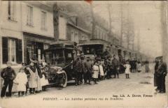 Frevent - Les Autobus PARISiens rue de Doullens à Frévent