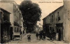 Champtoceaux rue principale -
													49 Maine et Loire
												