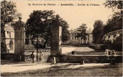 Jambville entree du chateau à Jambville