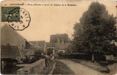Chevreuse Porte d'entree à Chevreuse