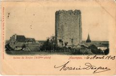 Maurepas Ruines du Donjon à Maurepas