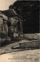 Evecquemont Porche de l'Eglise