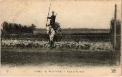 St Cyr l'Ecole Salle des Collections