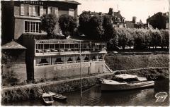 Poissy Esturgeon à Poissy