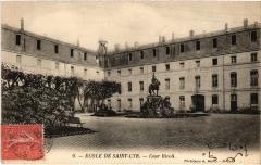 St Cyr l'Ecole Cour Rivoli
