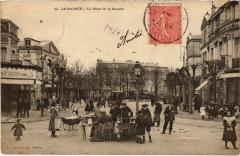 Le Raincy Place de la Station au Raincy