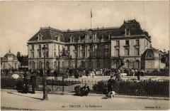 Troyes la Prefecture à Troyes