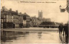 Troyes Place de la Prefecture à Troyes