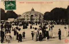 Troyes Boulevard Gambetta et le Cirque à Troyes