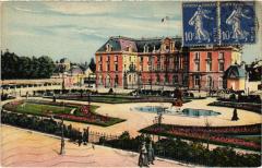 Troyes Square de la Prefecture à Troyes