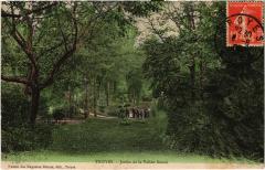 Troyes Jardin de la Vallee Suisse à Troyes
