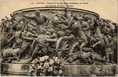 Troyes Monument des Enfants de l'Aube Haut Relief à Troyes