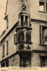 Troyes Encorbellement de l'Hotel de Marizy à Troyes