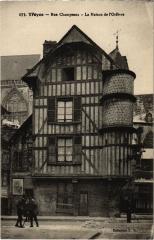 Troyes Rue Champeaux Maison d'Orfevre à Troyes