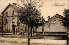 Romilly les Ecoles Rue Gambetta -
													10 Aube
												